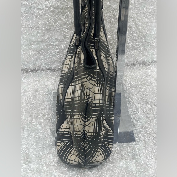 Gucci Centennial Cloth Tote Bag - Picture 4 of 16